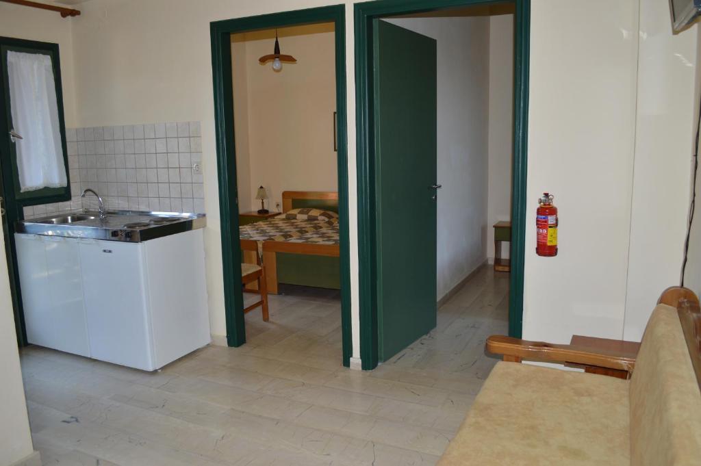 Erodios Apartments Kalyves Kamer foto